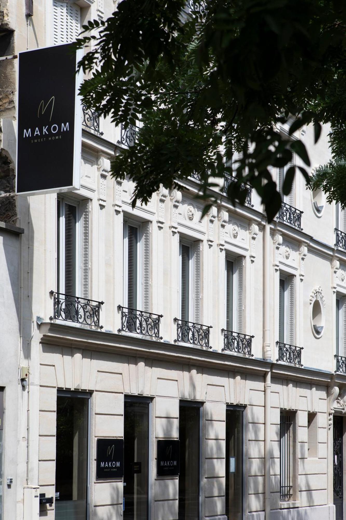 Makom Pereire Paris Exterior photo